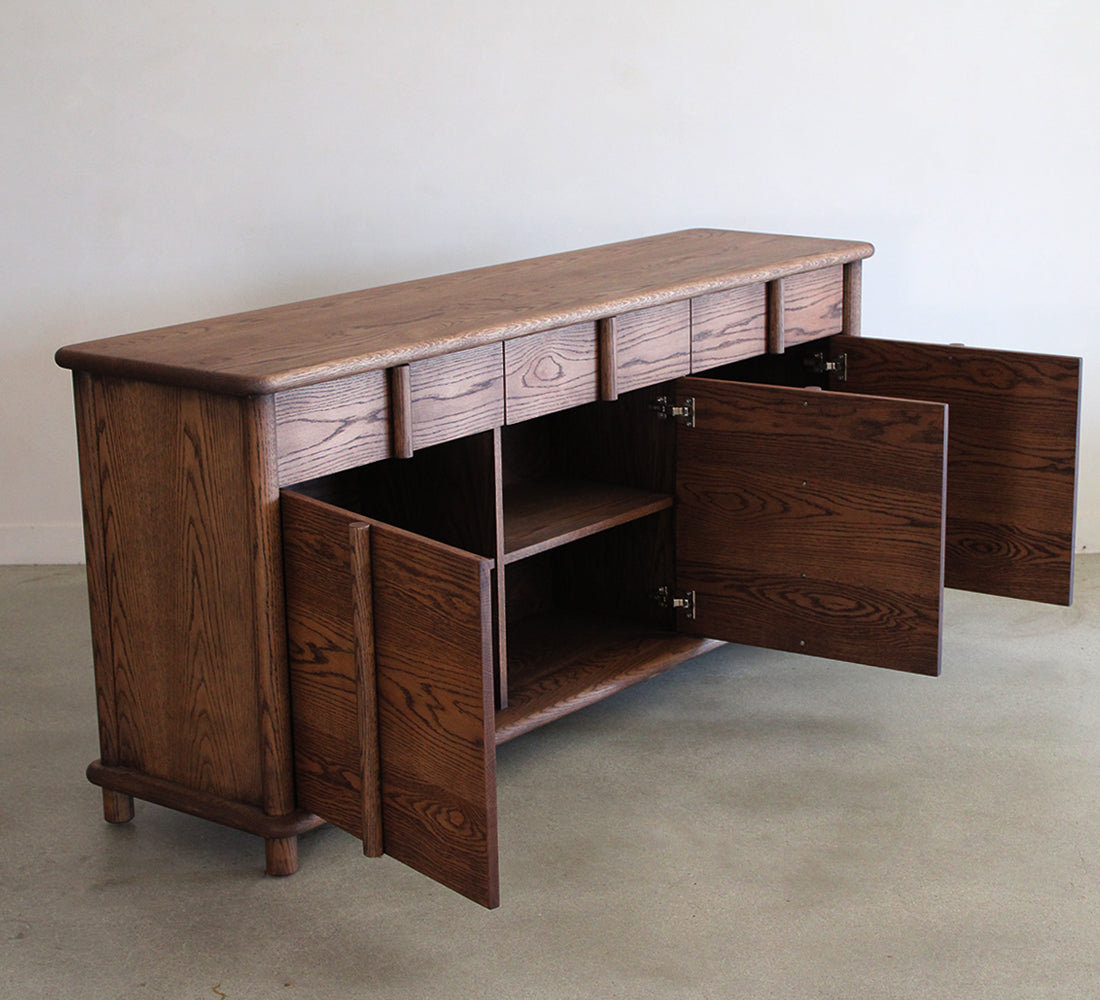 Anton Credenza 