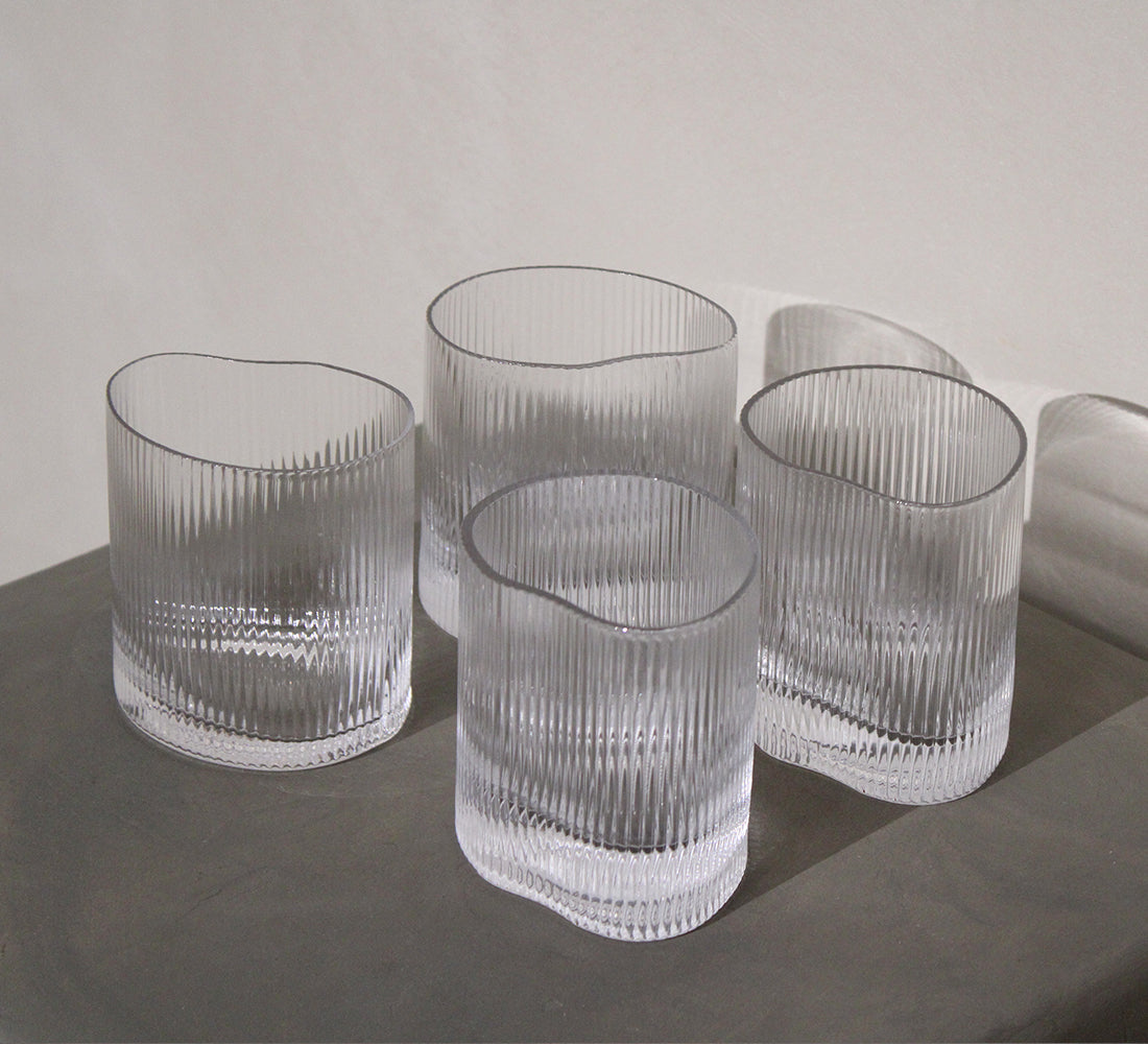 Verre à cocktail ondulé