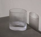 Verre à cocktail ondulé