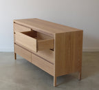 Dresser Davis 