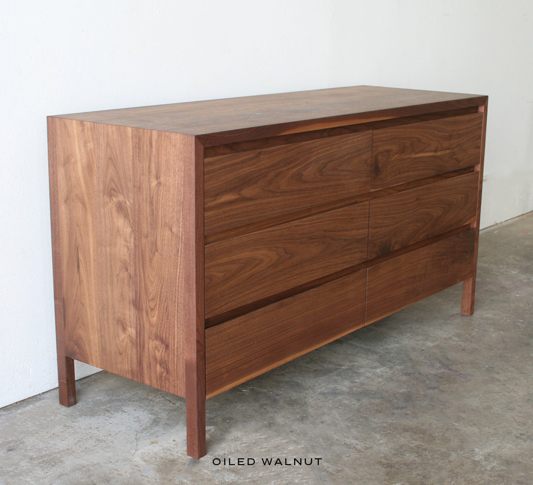 Dresser Davis 
