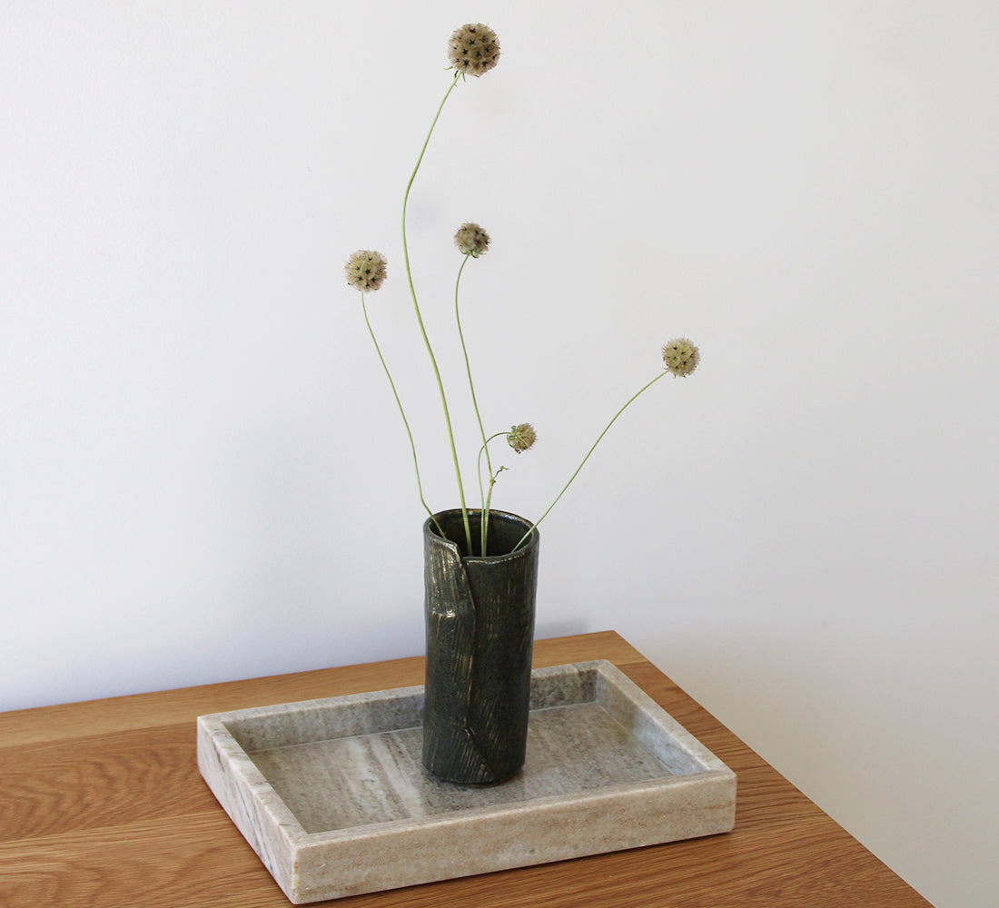 Vase d'atelier vert vintage