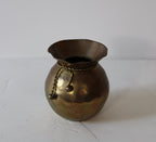 Pot en laiton vintage