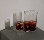 Verre à vin rouge ondulé