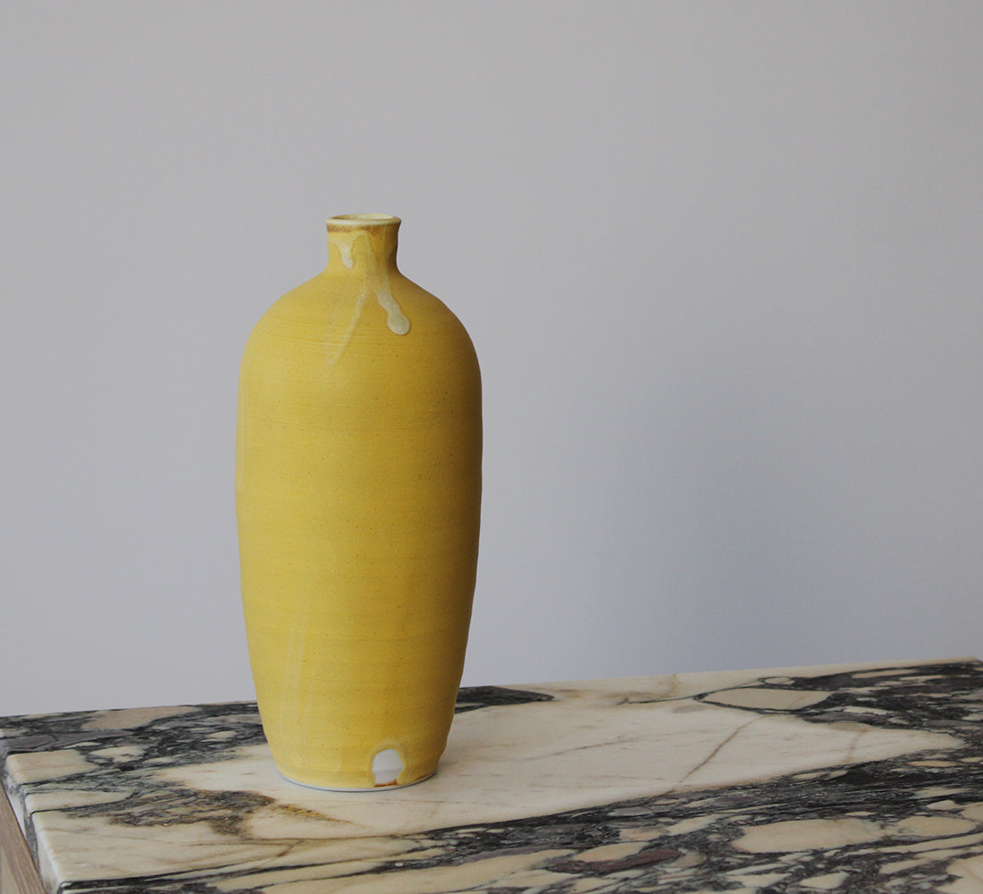 Vase jaune mat