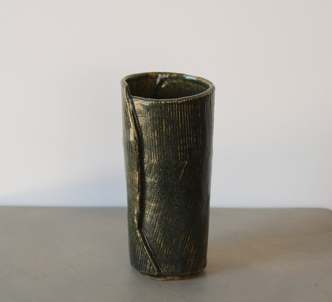 Vase d'atelier vert vintage