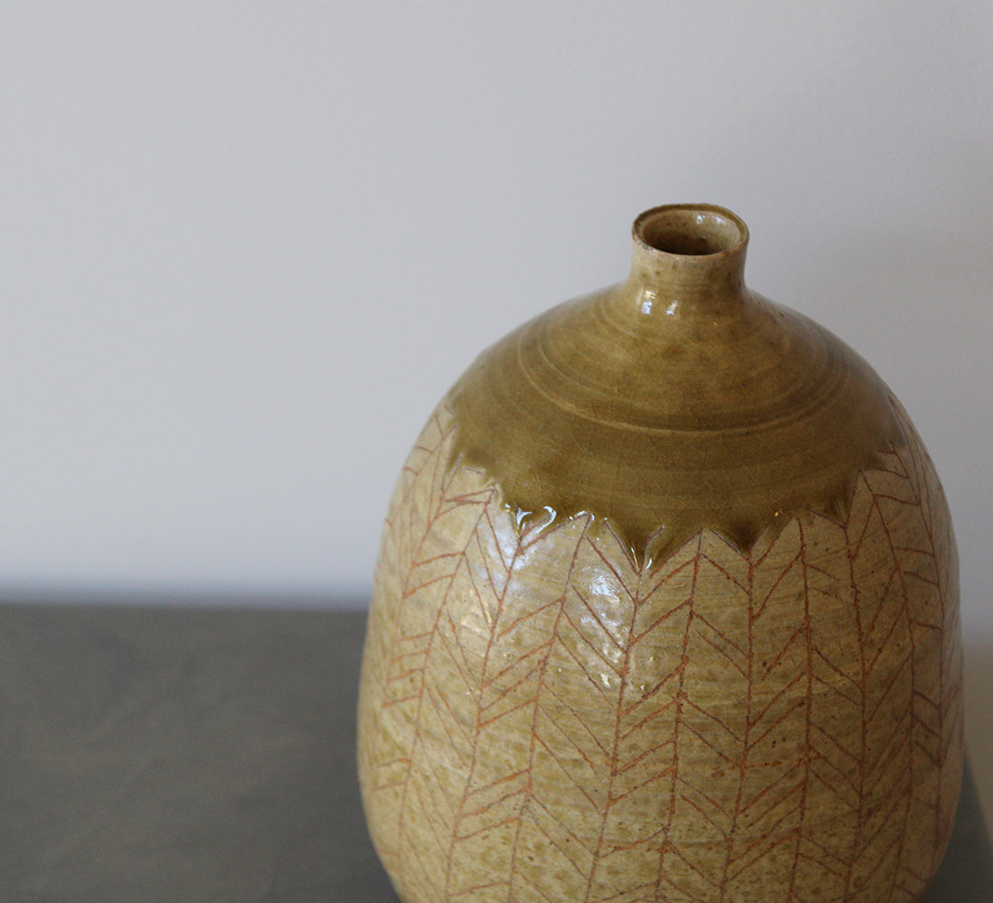 Vase vintage à chevrons